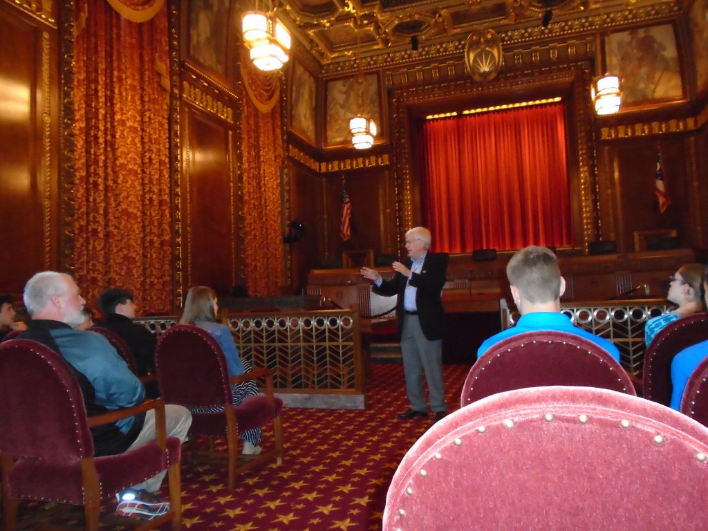 Junior Ashbrook Scholars Visit Ohio Statehouse and Supreme Court